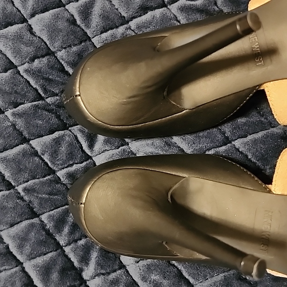 Open Toe Sandal - Picture 6 of 8